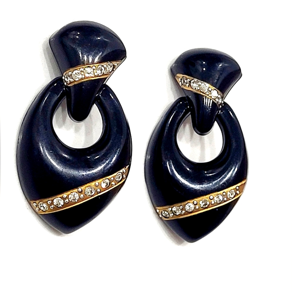 Vintage Teardrop black and gold clip-on earrings